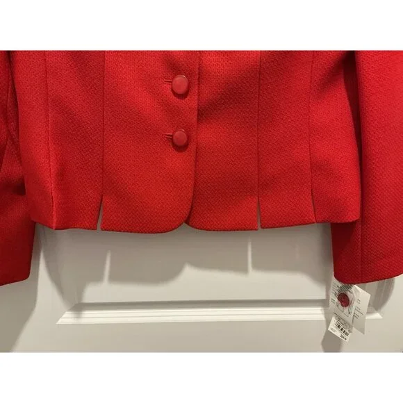 Suit Studio Skirt Set Size 12 Red Jacquard 4 Button Jacket NWT - Picture 4 of 16